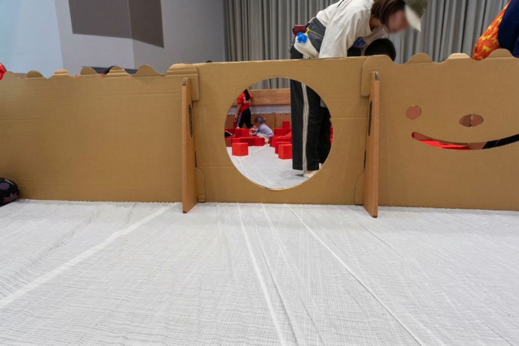 キューブクッションプール入口